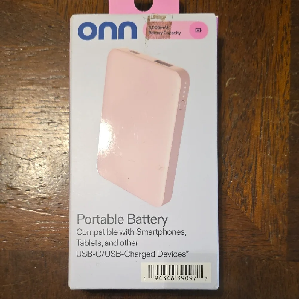ONN Light Pink Portable Battery Charger